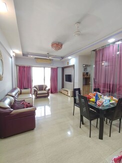 2.5 BHK + Pooja Room,Servant Room,Study Room,Extra Room,Basement,Store Room Apartment For Rent in Casa RioGold