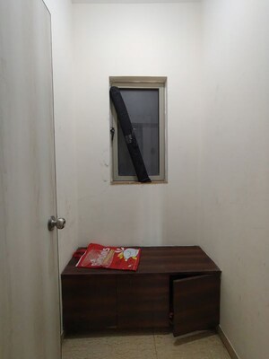 Furnished Amenities in 2.5 BHK Apartment at Casa RioGold, Dombivli East – for Rent