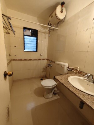 Team Area in 2 BHK Apartment at Tulip CHS, Kalyani Nagar – for Rent