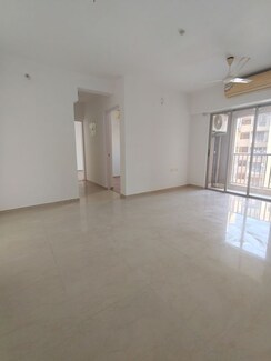 2 BHK + Pooja Room,Servant Room,Study Room,Extra Room,Basement,Store Room Apartment For Rent in Casa RioGold
