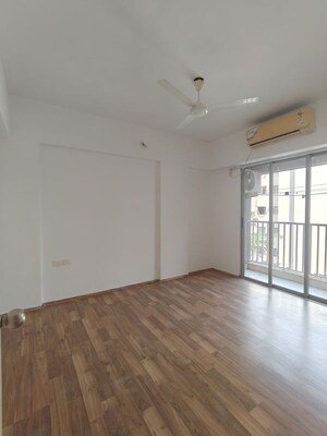 Room in 2 BHK Apartment at Casa RioGold, Dombivli East – for Rent