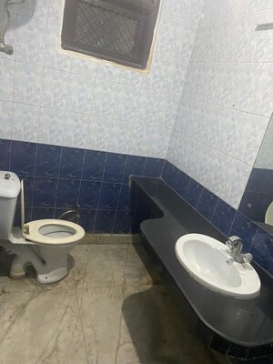 3 BHK Builder Floor For Rent in Saket