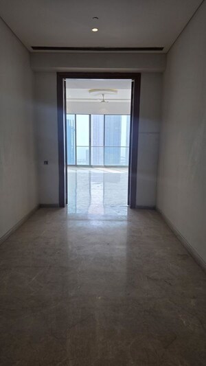 Room in 4 BHK Apartment at Rustomjee Crown, Prabhadevi – for Sale