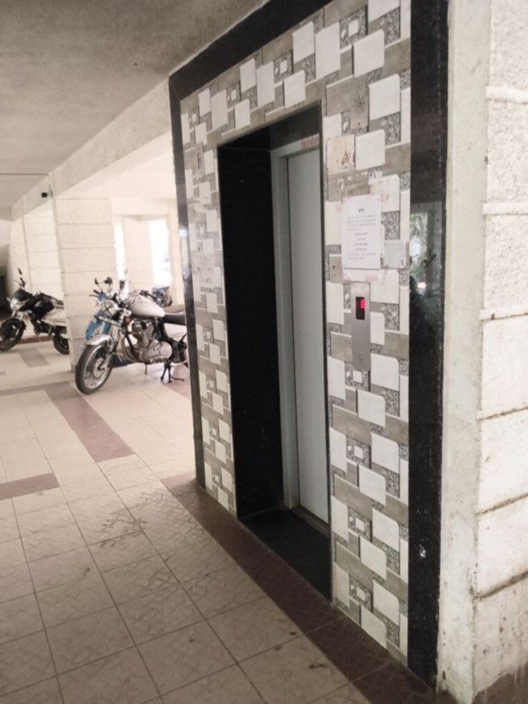 Balcony, gulmohar colony 2 Bedroom 1011 Sq.Ft. Apartment In Gulmohar Colony Bhopal 10365730