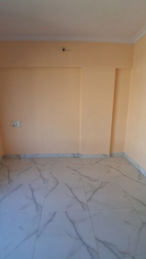 Room in 2 BHK Apartment at DGS Sheetal Tapovan, Malad East – for Rent