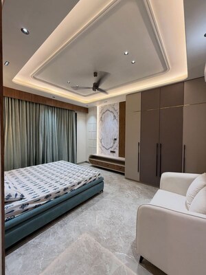 Bedroom in 6 BHK Independent House at Mansarovar Extension – for Sale