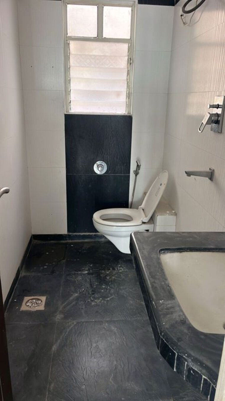Bathroom, aditya-shagun-comfort-zone-plus 3 Bedroom 1500 Sq.Ft. Apartment In Balewadi Pune 10365753