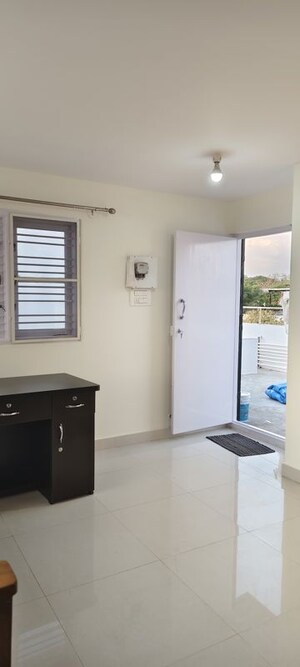 Room in 1 RK Apartment at Indiranagar – for Rent