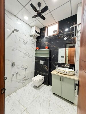 Washroom in 6 BHK Independent House at Hanuman Nagar Extension – for Sale