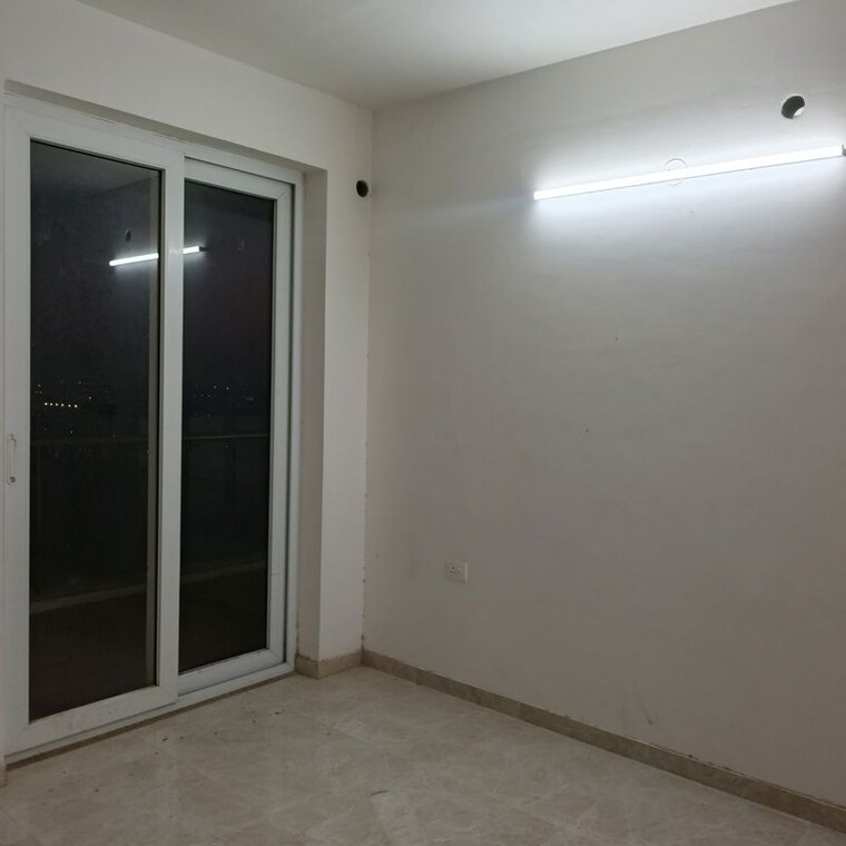 Room, omaxe-royal-residency-faridabad 3 Bedroom 1900 Sq.Ft. Apartment In Sector 79 Faridabad 10365765