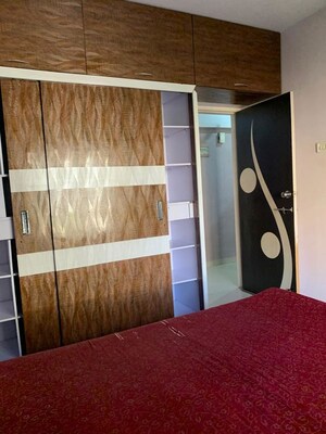 Furnished Amenities in 1 BHK Apartment at New Nikita Apartments, Borivali West – for Rent