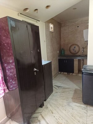 Living Room in 1 RK Builder Floor at Ansal Plaza Sector-23, Sector 23 – for Rent
