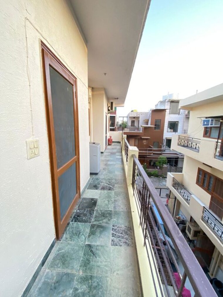 Balcony, palam-vihar-residents-association 3 Bedroom 1968 Sq.Ft. Builder Floor In Palam Vihar Gurgaon 10365826