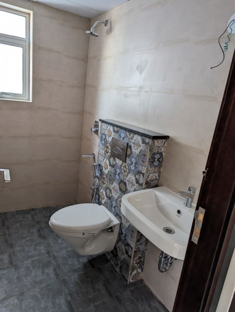 Bathroom, bren-northern-lights 1.5 Bedroom 603 Sq.Ft. Apartment In Jakkuru Bangalore 10364213
