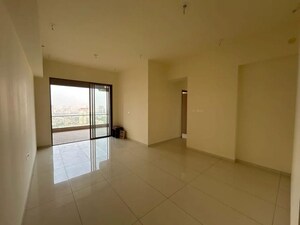 Room in 3 BHK Apartment at Prestige Siesta, Mulund West – for Rent