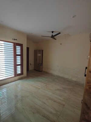 Room in 4 BHK Independent House at Gmada Aerocity – for Rent