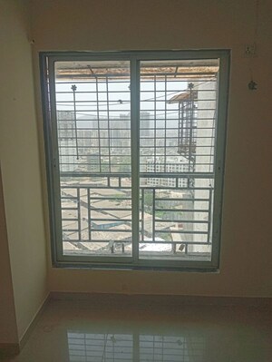 Room in 2 BHK Apartment at Meenar Ammar Meadows Phase 2, Shilphata – for Rent