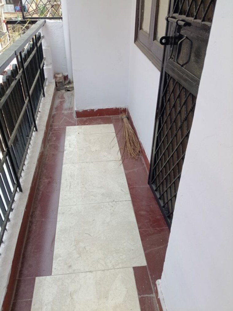 Balcony, jawahar nagar 2 Bedroom 65 Sq.Yd. Builder Floor In Jawahar Nagar Delhi 10365873