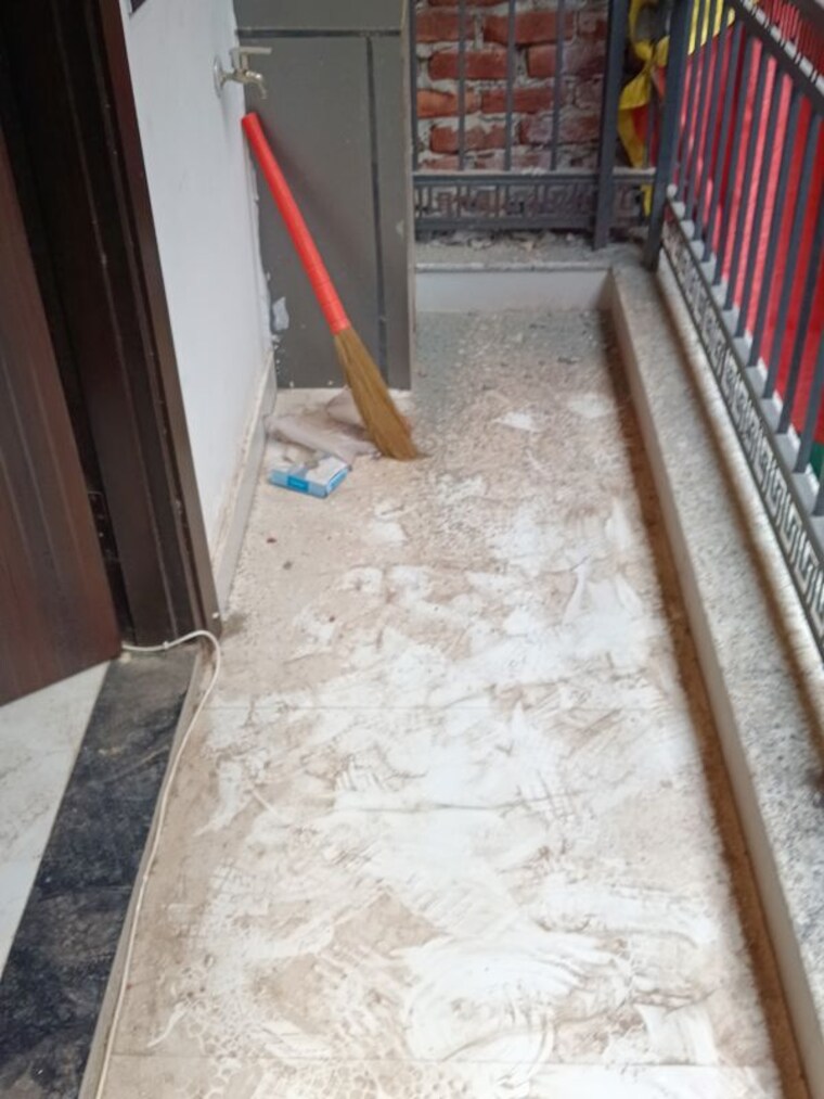 Balcony, malviya nagar 2 Bedroom 60 Sq.Yd. Builder Floor In Malviya Nagar Delhi 10365883