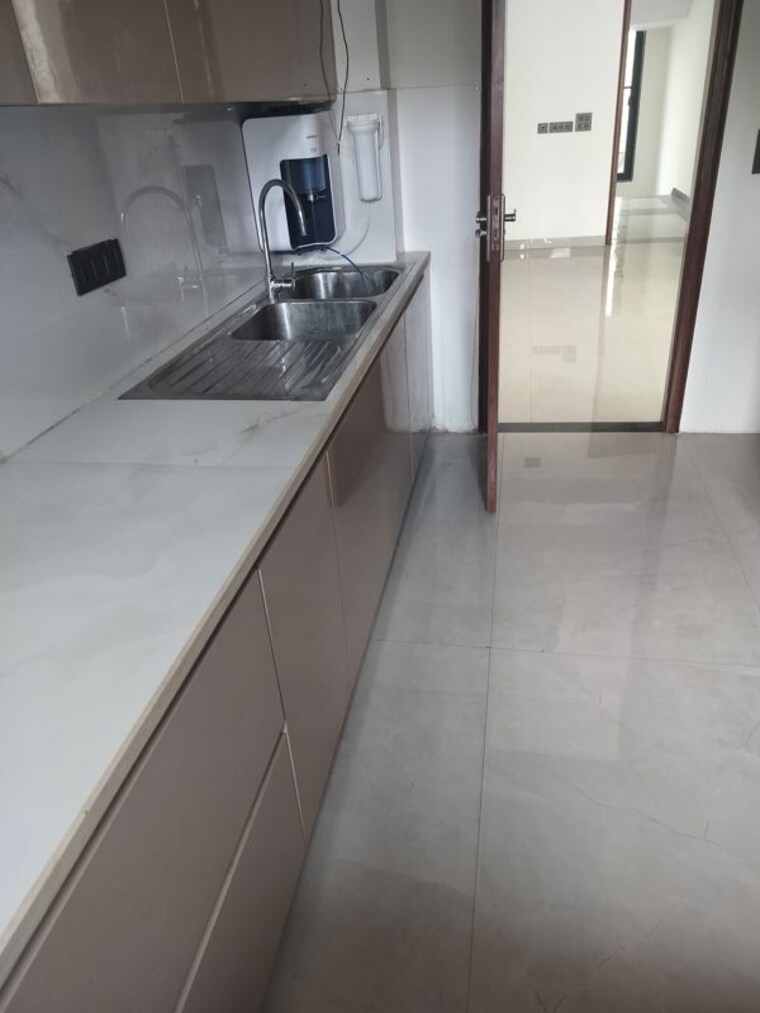 Kitchen, sector 43 3 Bedroom 2700 Sq.Ft. Builder Floor In Sector 43 Gurgaon 10365879