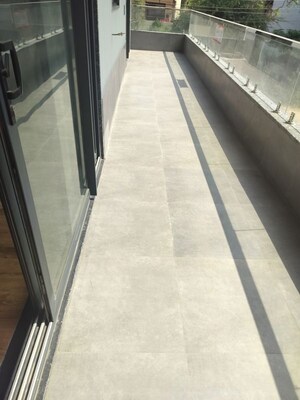 Balcony in 3 BHK Builder Floor at Sector 43 – for Rent