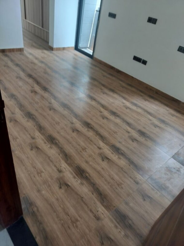 Room, sector 43 3 Bedroom 2700 Sq.Ft. Builder Floor In Sector 43 Gurgaon 10365879