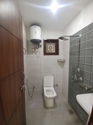 Bathroom in 2 BHK Apartment at Mandi – for Rent