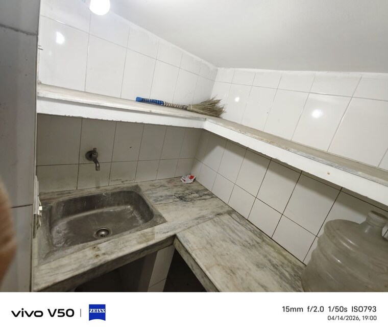 Kitchen, east of kailash 1 RK 250 Sq.Ft. Builder Floor In East Of Kailash Delhi 10365884