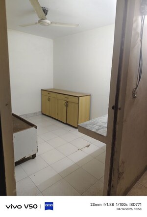 Room in 1 RK Builder Floor at East Of Kailash – for Rent