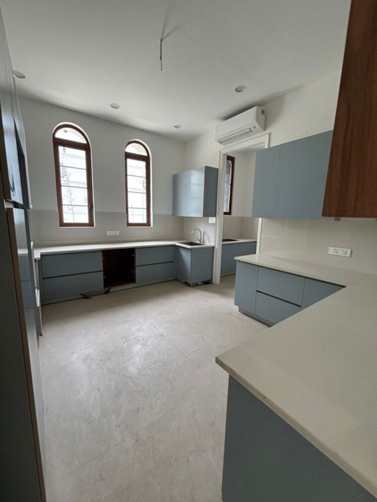 Kitchen, shalimar-one-world-valencia-county 4 Bedroom 2000 Sq.Ft. Villa In Gomti Nagar Lucknow 10365909