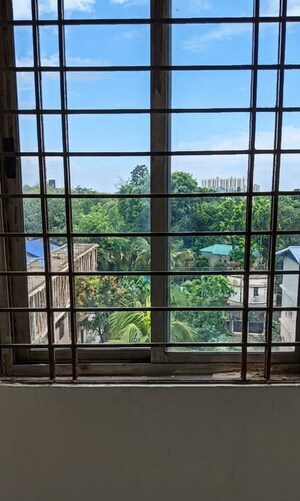 Room in 2 BHK Apartment at Bara Mohansingh – for Sale