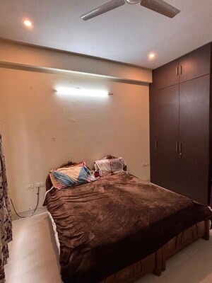 Bedroom in 3 BHK Builder Floor at The Estate Floors, Sector 43 – for Rent