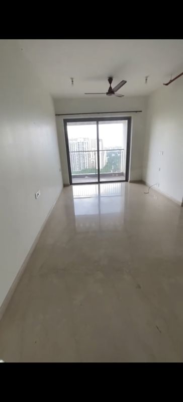 2 BHK 711 Sq.Ft. Apartment in Kalpataru Paramount B