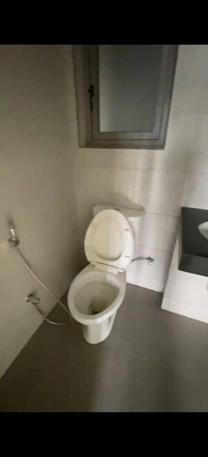 Bathroom in 2 BHK Apartment at Kalpataru Paramount B, Kapur Bawdi – for Sale