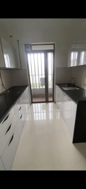 Kitchen in 2 BHK Apartment at Kalpataru Paramount B, Kapur Bawdi – for Sale