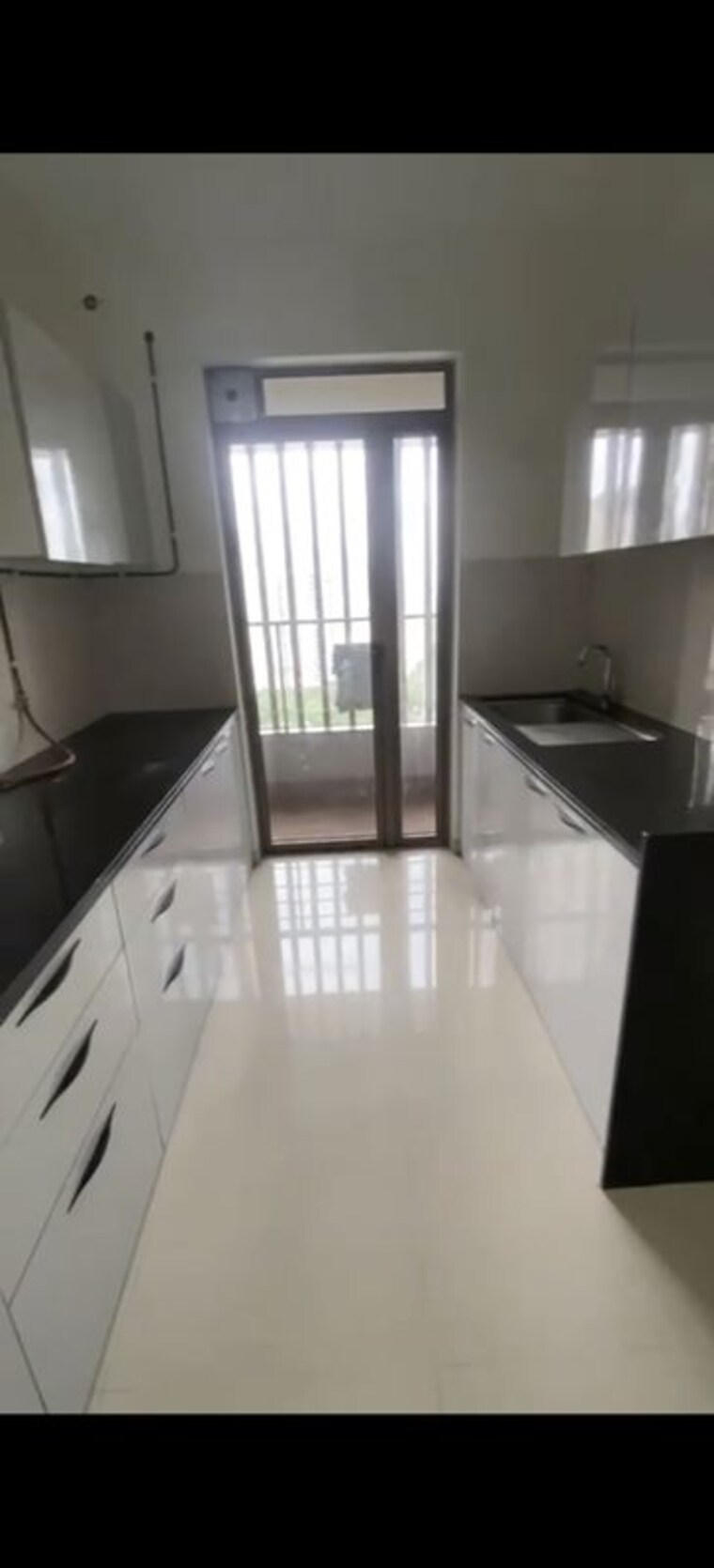 Kitchen, kalpataru-paramount-b 2 Bedroom 711 Sq.Ft. Apartment In Kapur Bawdi Thane 10365968