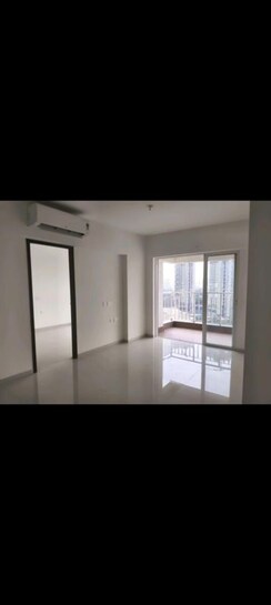 2 BHK Apartment For Rent in Lodha Amara