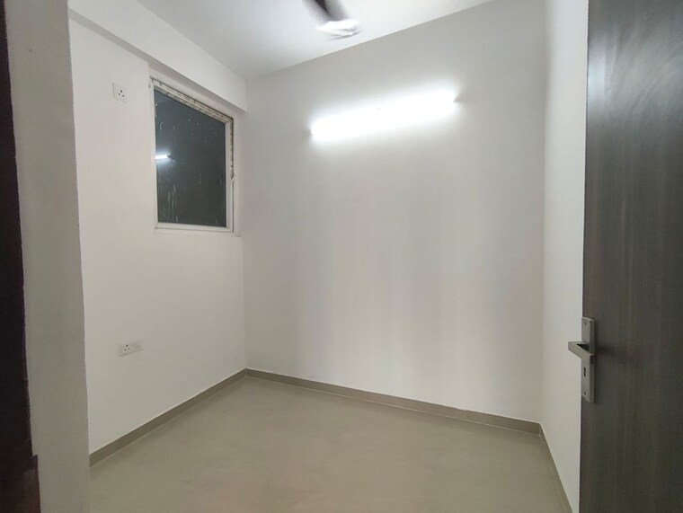 Room, elegant-splendour 2.5 Bedroom 1153 Sq.Ft. Apartment In Tech Zone 4 Greater Noida Greater Noida 10365963