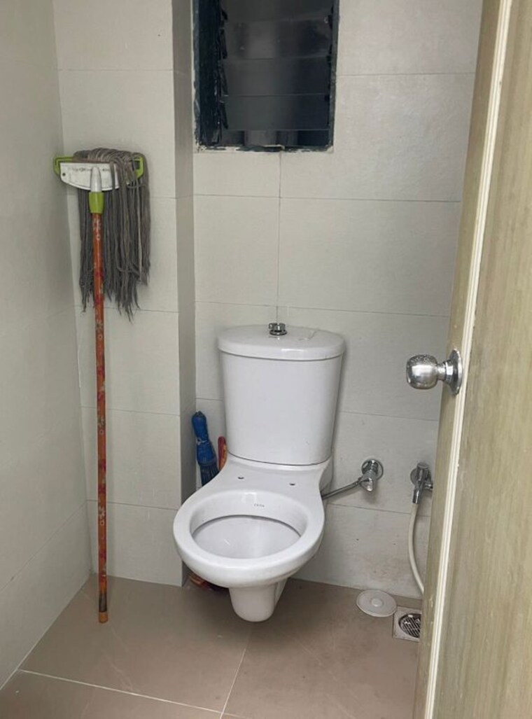 Bathroom, haware-infotech-park Commercial Office Space 560 Sq.Ft. In Vashi Sector 30a Navi Mumbai 10365986