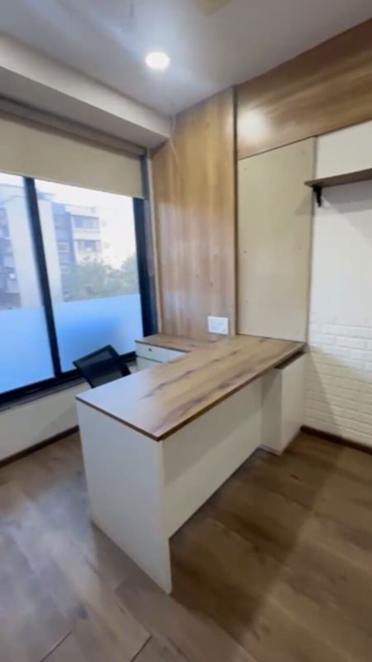 Team Area, chembur Commercial Office Space 923 Sq.Ft. In Chembur Mumbai 10365939