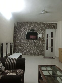 2 BHK + Basement Apartment For Rent in Govind Apartment