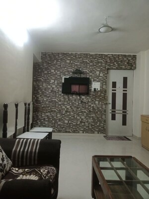 2 BHK Apartment For Rent in Govind Apartment, Anand Nagar