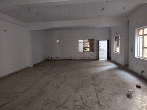 Room in  Warehouse at Sector 63 – for Rent