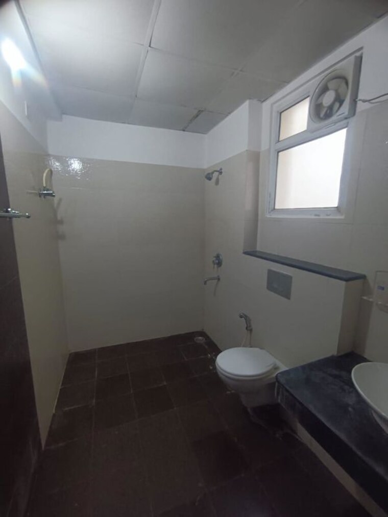 Bathroom, bbd-green-city 3 Bedroom 1500 Sq.Ft. Apartment In Gomti Nagar Lucknow 10366027