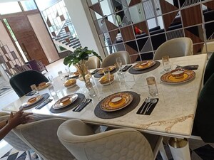 Team Area in 6+ BHK Villa at Dlf Phase I – for Sale