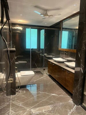 Team Area in 6+ BHK Villa at Dlf Phase I – for Sale