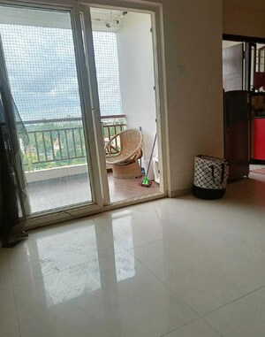 Room in 2 BHK Apartment at Dsr Eden Greens, Varthur – for Rent