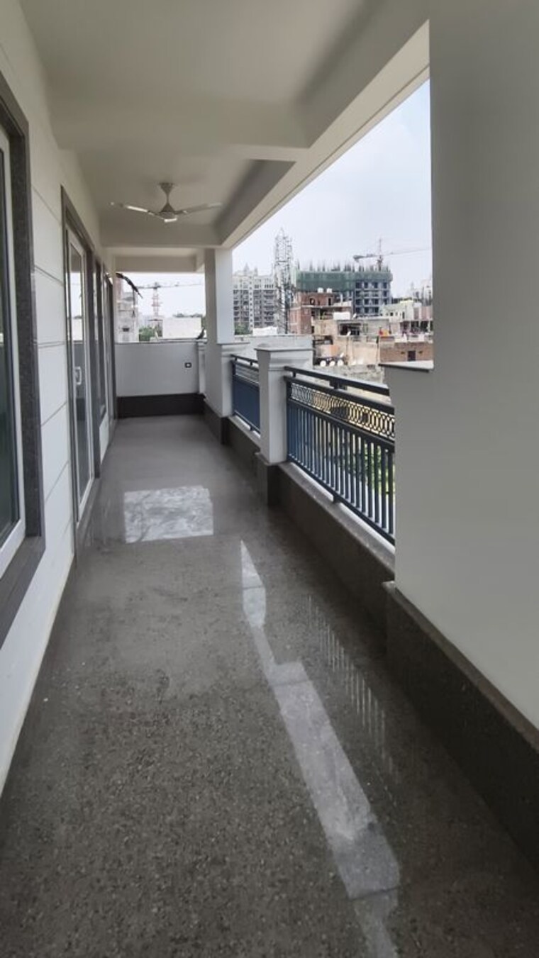 Balcony, rosewood city 4 Bedroom 2526 Sq.Ft. Builder Floor In Rosewood City Gurgaon 10365973