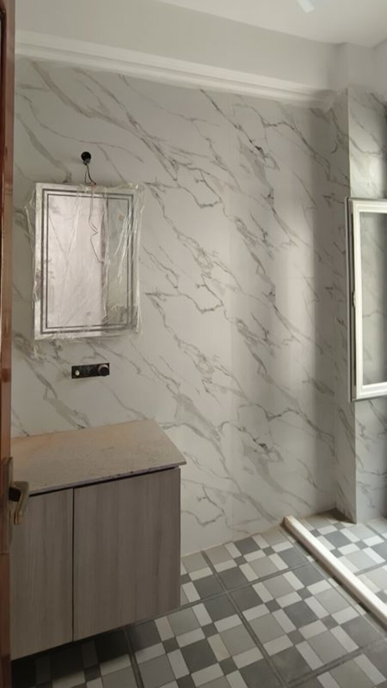 Bathroom, rosewood city 4 Bedroom 2526 Sq.Ft. Builder Floor In Rosewood City Gurgaon 10365973