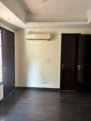 Room in 4 BHK Apartment at Whiteland The Aspen, Sector 76 – for Sale